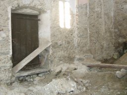 2014-04-15-08h43m31_La_Rochette_Chapelle