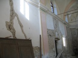 2014-04-15-08h47m44_La_Rochette_Chapelle